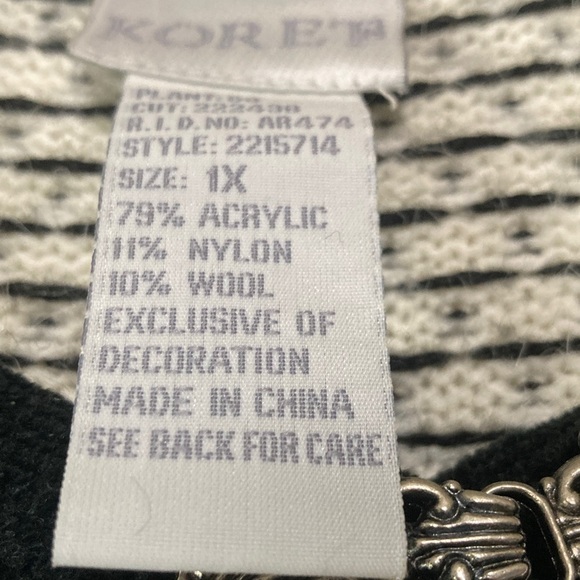 Koret Patterned Cardigan in Black, White, and Red - Picture 3 of 9